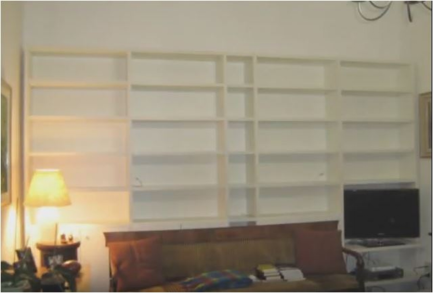 Librerie Moderne con Zona TV